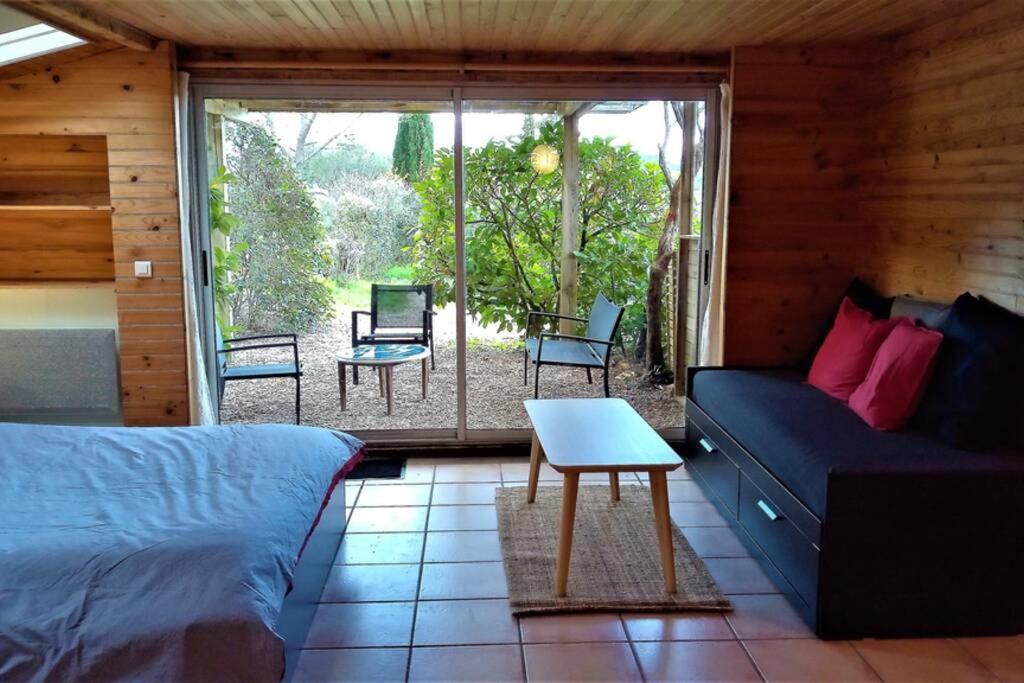Studio 32M2 - Dans Propriete Avec Vue Imprenable Sur Le Lac Du Salagou Liausson Eksteriør billede