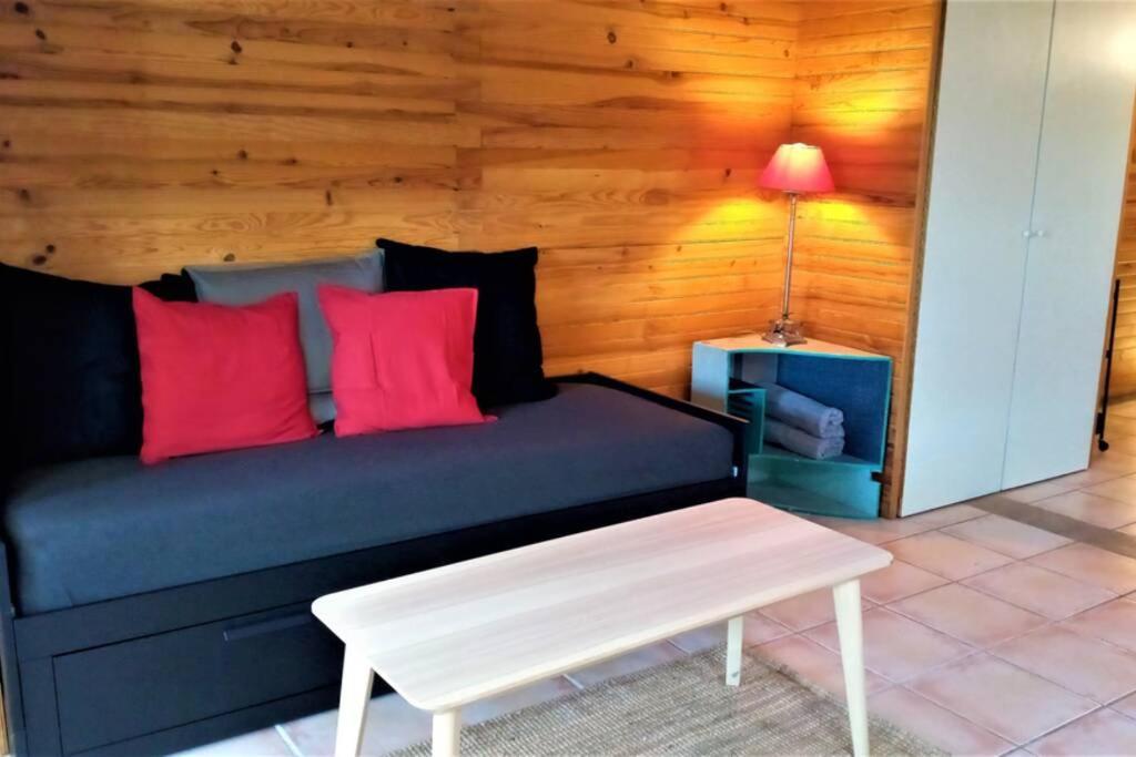 Studio 32M2 - Dans Propriete Avec Vue Imprenable Sur Le Lac Du Salagou Liausson Eksteriør billede