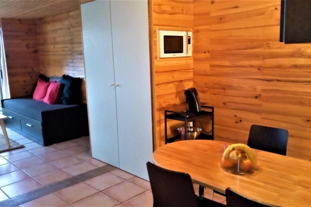 Studio 32M2 - Dans Propriete Avec Vue Imprenable Sur Le Lac Du Salagou Liausson Eksteriør billede